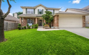 A Comprehensive Lawn Plan: The Real Key to a Healthy, Green Lawn